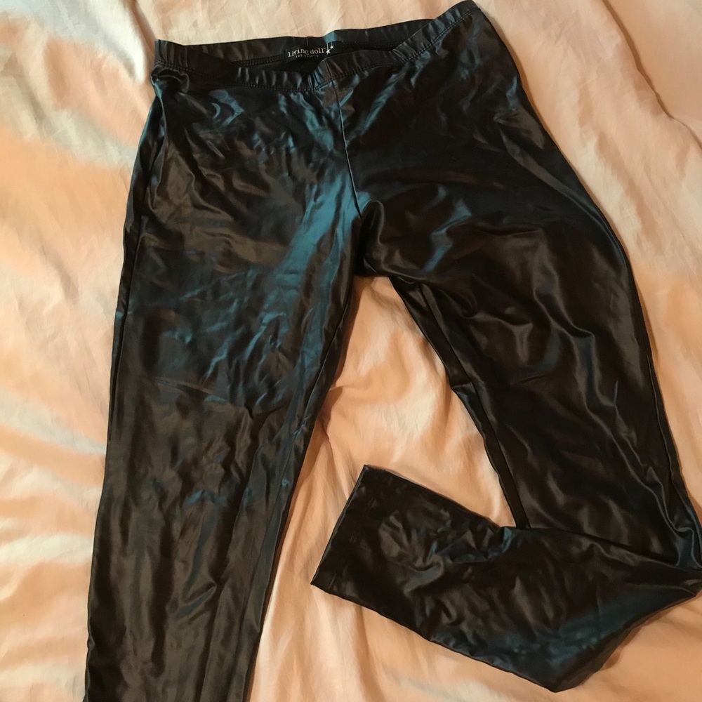 Pleather leggings
